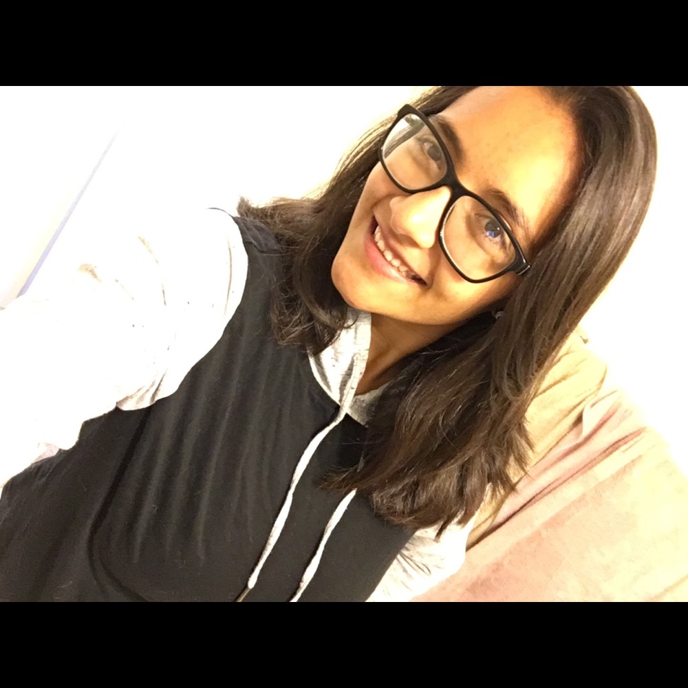 Meet your Posher, Ana